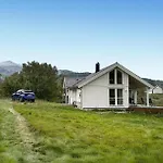 別荘 3 Bedroom Lovely In Hol *