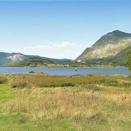 3 Bedroom Lovely In Hol Hol i Tjeldsund